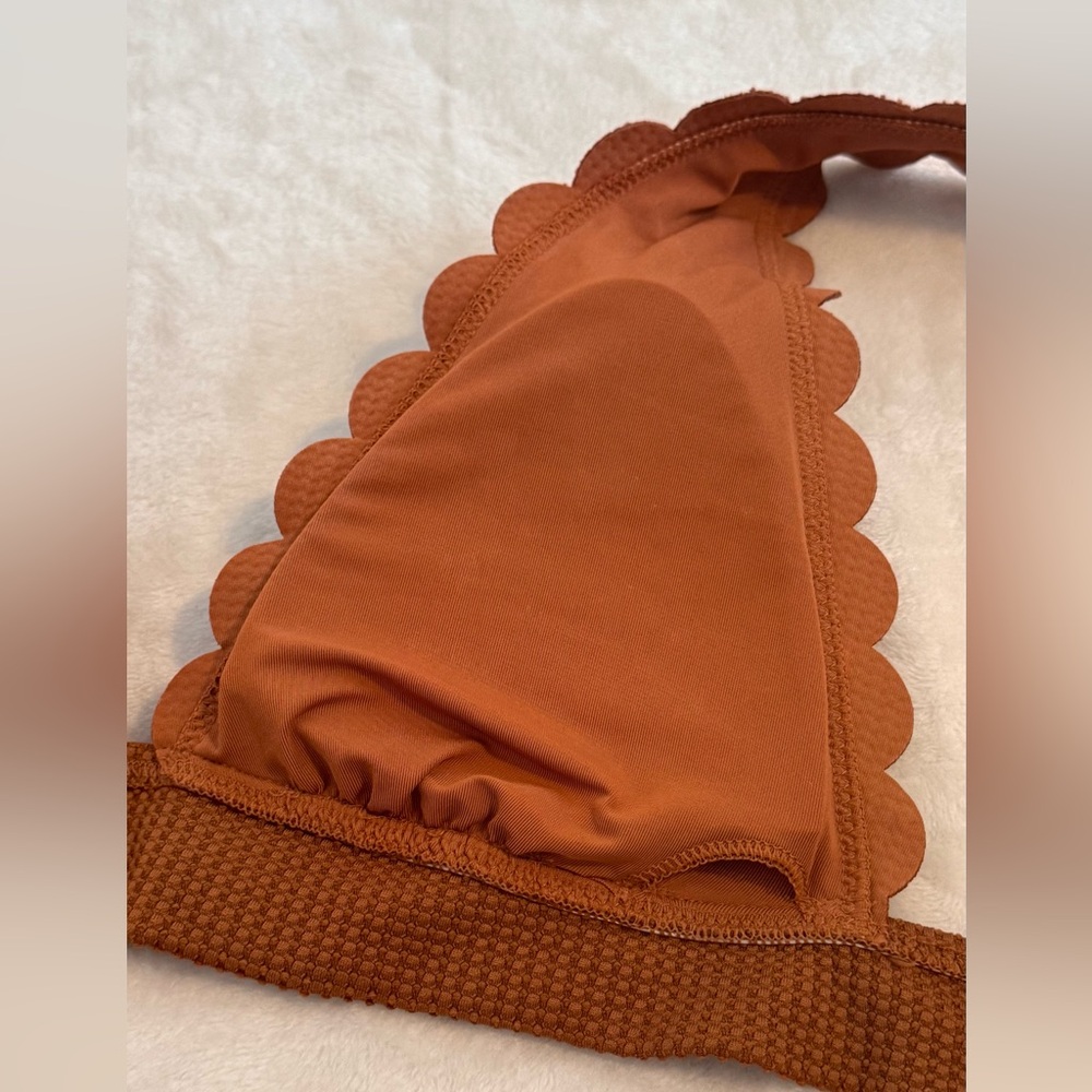Aerie Size Medium Bikini Top.  Rust brown.  Never worn. Ties in back at bra line - Picture 4 of 6
